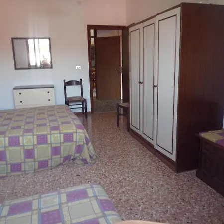 Apartment In 25695